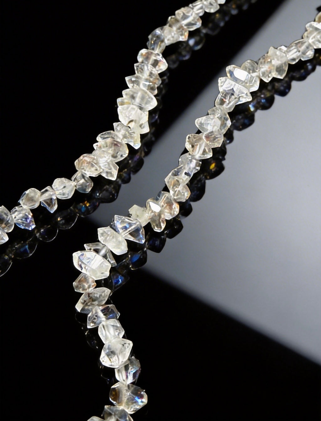 Genuine South Red Agate & Herkimer Diamond Bracelet｜6-11mm Beaded 45cm Stacking Crystal Bracelet｜Natural Stone Chakra Balancing Jewelry for Women｜天然保山南紅 x 閃靈鑽 設計款水晶鏈｜增強直覺 淨化負能量｜新中式輕珠寶
