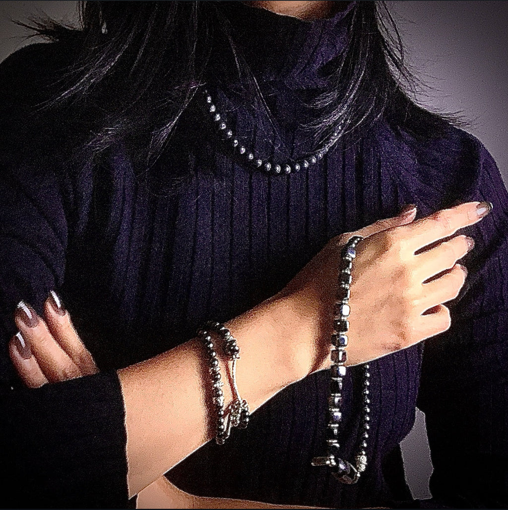 Hematite Serendipity Box｜Custom Size・Choose Your Meaning・Random Charm Style｜赤鐵礦結緣盲盒｜客製手圍・選擇寓意・隨機藏銀配飾 海底輪