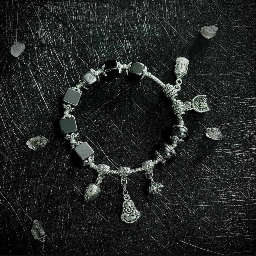 Hematite Serendipity Box｜Custom Size・Choose Your Meaning・Random Charm Style｜赤鐵礦結緣盲盒｜客製手圍・選擇寓意・隨機藏銀配飾 海底輪